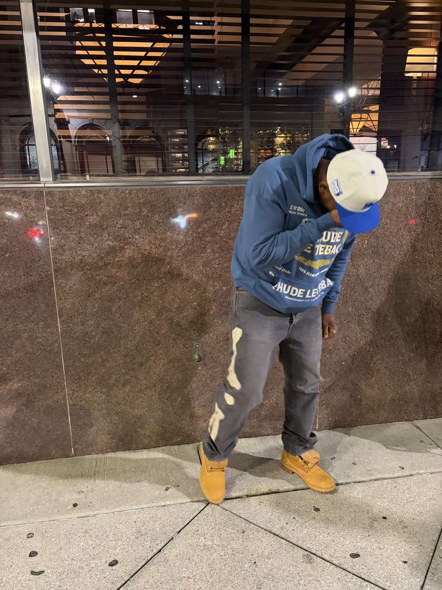 ShaddyNT's tweet photo. Not sure what ima get but I’m still flipping the coin .. 29 🦊🎈#Nicetown #Curl #RipdaGuys #FreeDaGuys https://t.co/2w7E5EVd2d