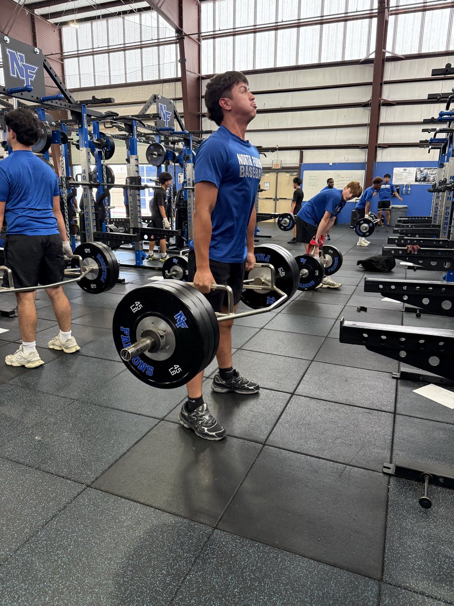 NFBaseball's tweet photo. It’s a light work Monday on the #Northside🪽🪽. Taking it easy in the weight room to start the week. No days off on this side of 80. #WAWG https://t.co/4A55Aliw70