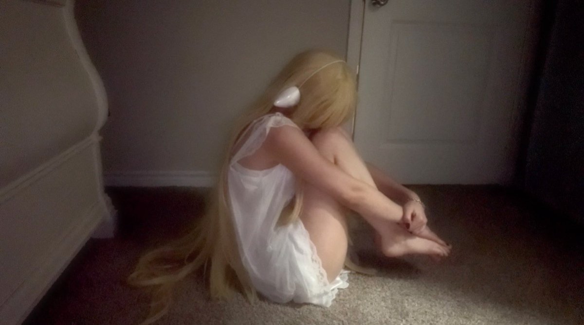 perfwn's tweet photo. curl . . . 
#chii #chobits https://t.co/Mx9GAjnWX0