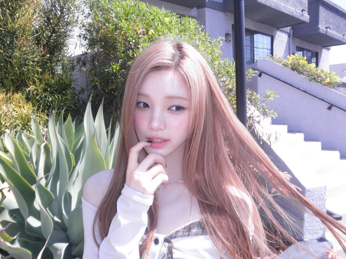 yuhablunt's tweet photo. i miss her digicam pictures https://t.co/7whGrEeIqm