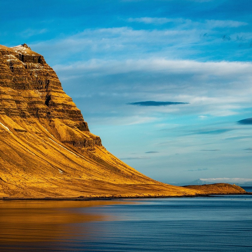 HortenseJayea's tweet photo. Iceland’s wild landscapes, icy rivers, powerful waterfalls, and dramatic mountains created an unforgettable journey, reminding me that the most beautiful adventures often begin beyond our comfort zones. https://t.co/rlrPTzOOzG
