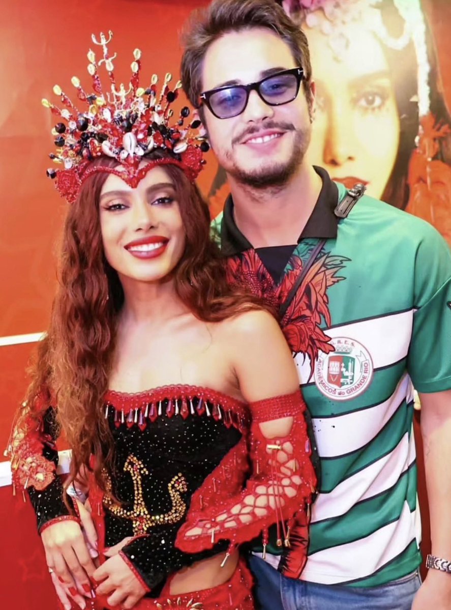 RedeAnittaBRs's tweet photo. MEUS PAIS! Anitta e Danilo Mesquita juntos ontem. https://t.co/ydA0Z0KItD