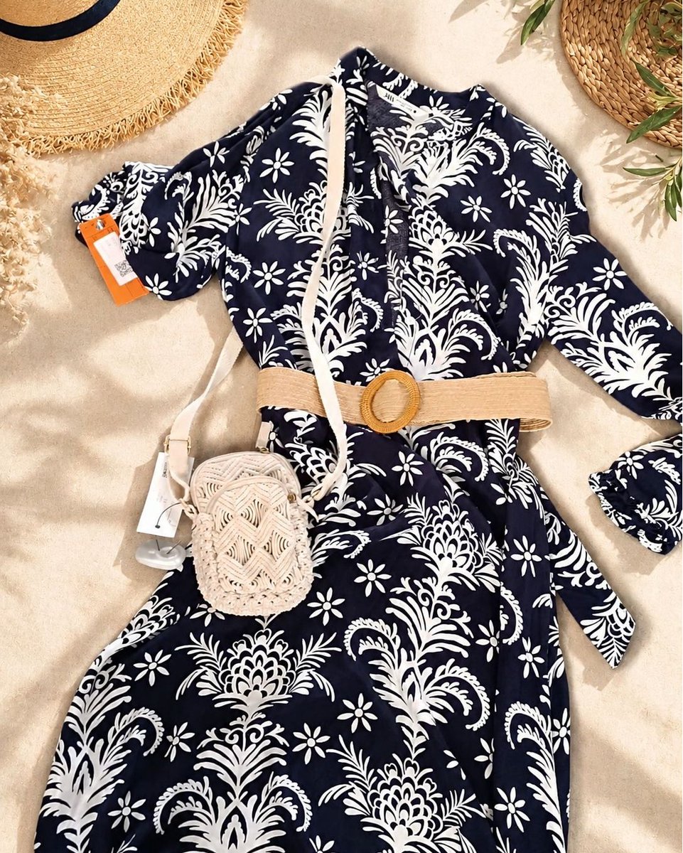 Joems91's tweet photo. ¿Sales a comer este fin de semana? Encuentra este precioso vestido de Zara, bolso veraniego y cinturón por poco más de 20€ en nuestra tienda solidaria. Moda asequible que además apoya buenas causas. Calle Nancy, 1, Jávea. Pásate y descubre https://t.co/h7RVFErThS