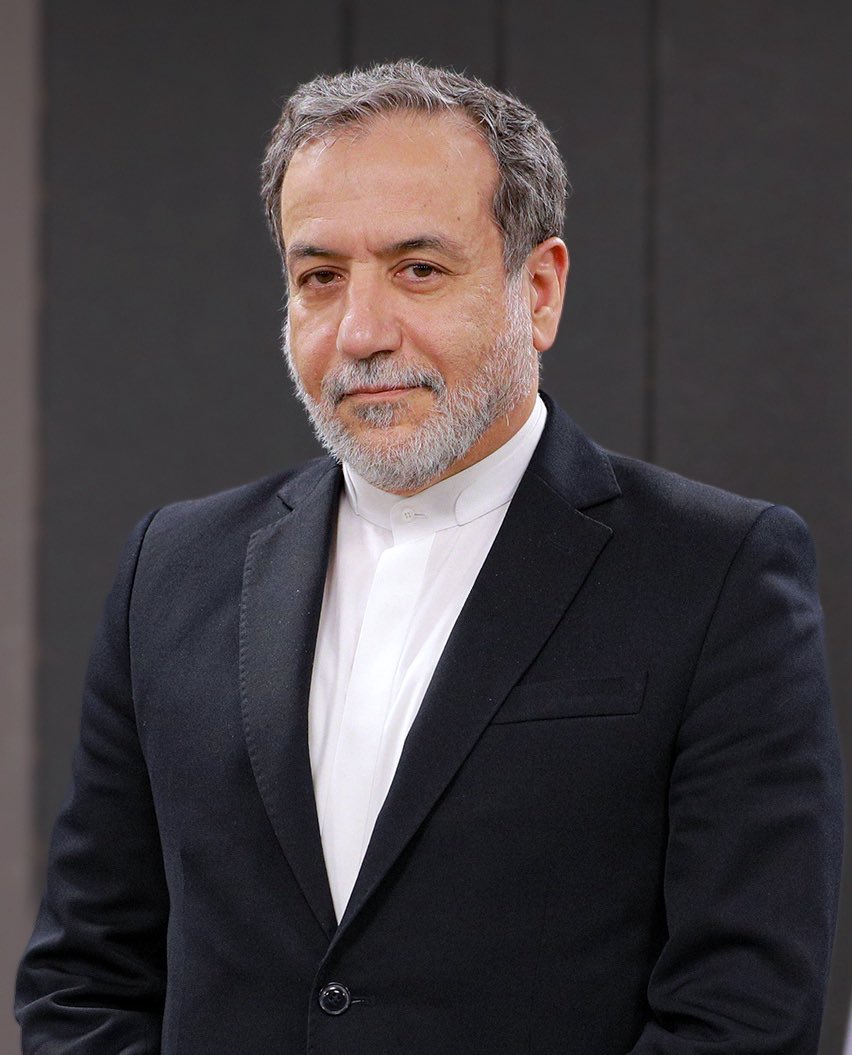 Megatron_ron's tweet photo. JUST IN: 🇮🇷🇺🇸🇺🇳 Iranian Foreign Minister Abbas Araghchi has arrived in New York for the UN General Assembly. https://t.co/C52XwA9MAZ