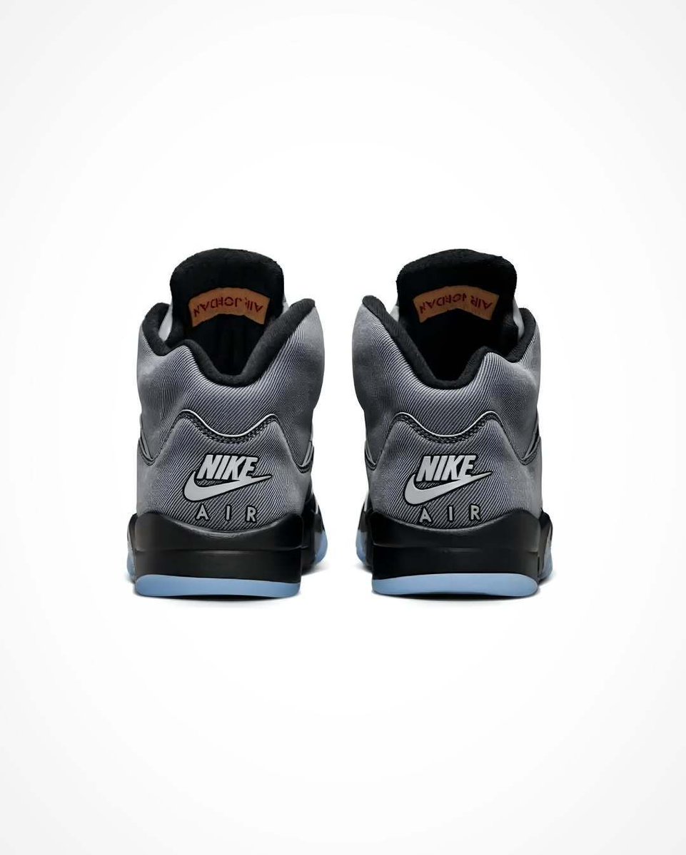 JustFreshKicks's tweet photo. Levi’s x Air Jordan 5 “Grey Denim” 🐺👖 https://t.co/3xX3zNxLHC
