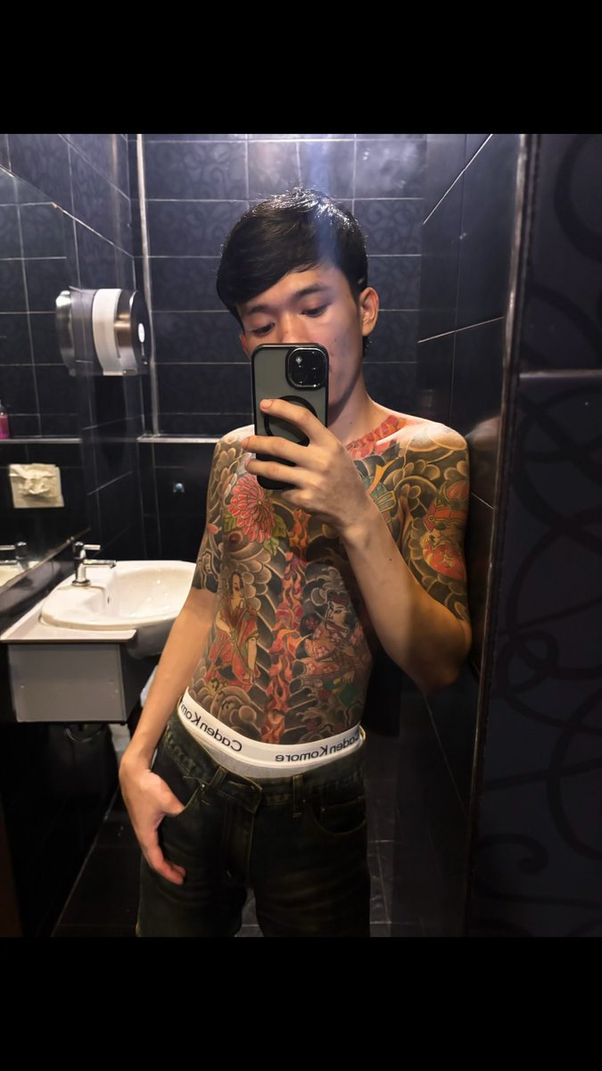 TTehqx's tweet photo. 🥷🏻 https://t.co/TslevsU5qP