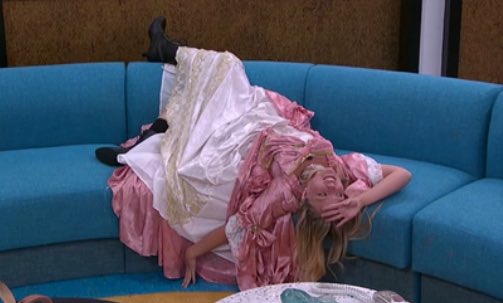 KekeBB28's tweet photo. she’s got, she’s got a way
and she got, she got away 💔 https://t.co/TkeckA8nNH