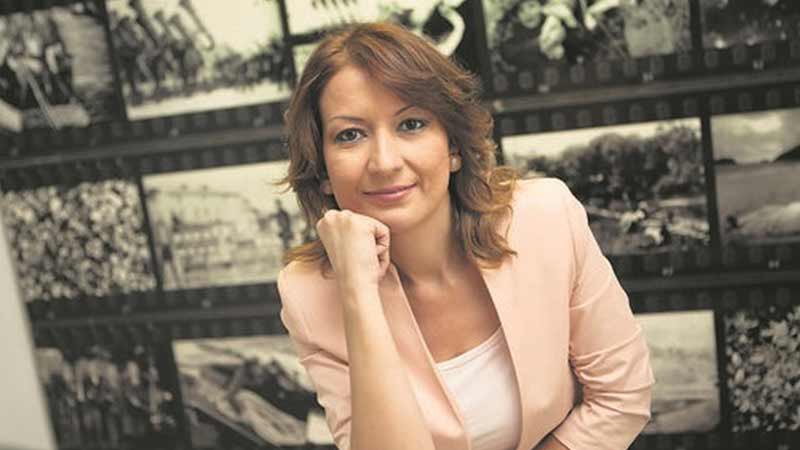 baranalverr's tweet photo. 🚨Sabah Gazetesi yazarı Dilek Güngör’den Önemli Açıklama:

"Fon patronlarının tespit edilen yurtdışına kaçırılan para miktarı devede kulak… 

O söylenen rakamlar buz dağının görünen yüzü… Henüz görünmeyen yüzünde milyar dolarlardan bahsediliyor. Devlet onları getirtip gerçekten mağdur olanlara dağıtmalı…"