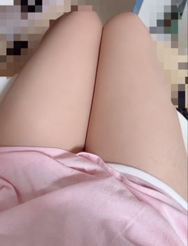 45ef1i's tweet photo. 健康の太もも大好き💕💕 https://t.co/33PNjaQA7G