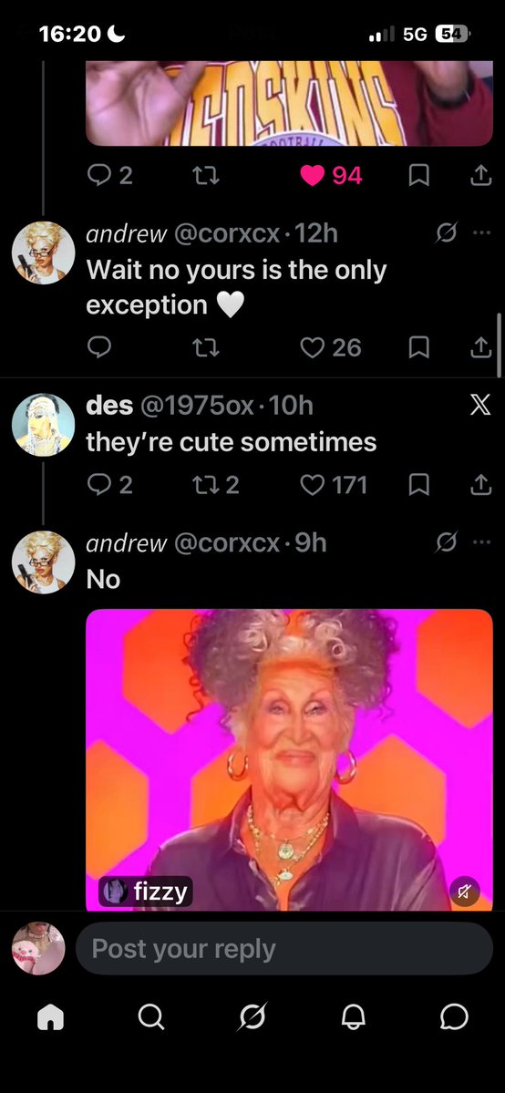 hamstrwheel_'s tweet photo. @corxcx @htimylm____ U js lie https://t.co/oDS1OOFHha