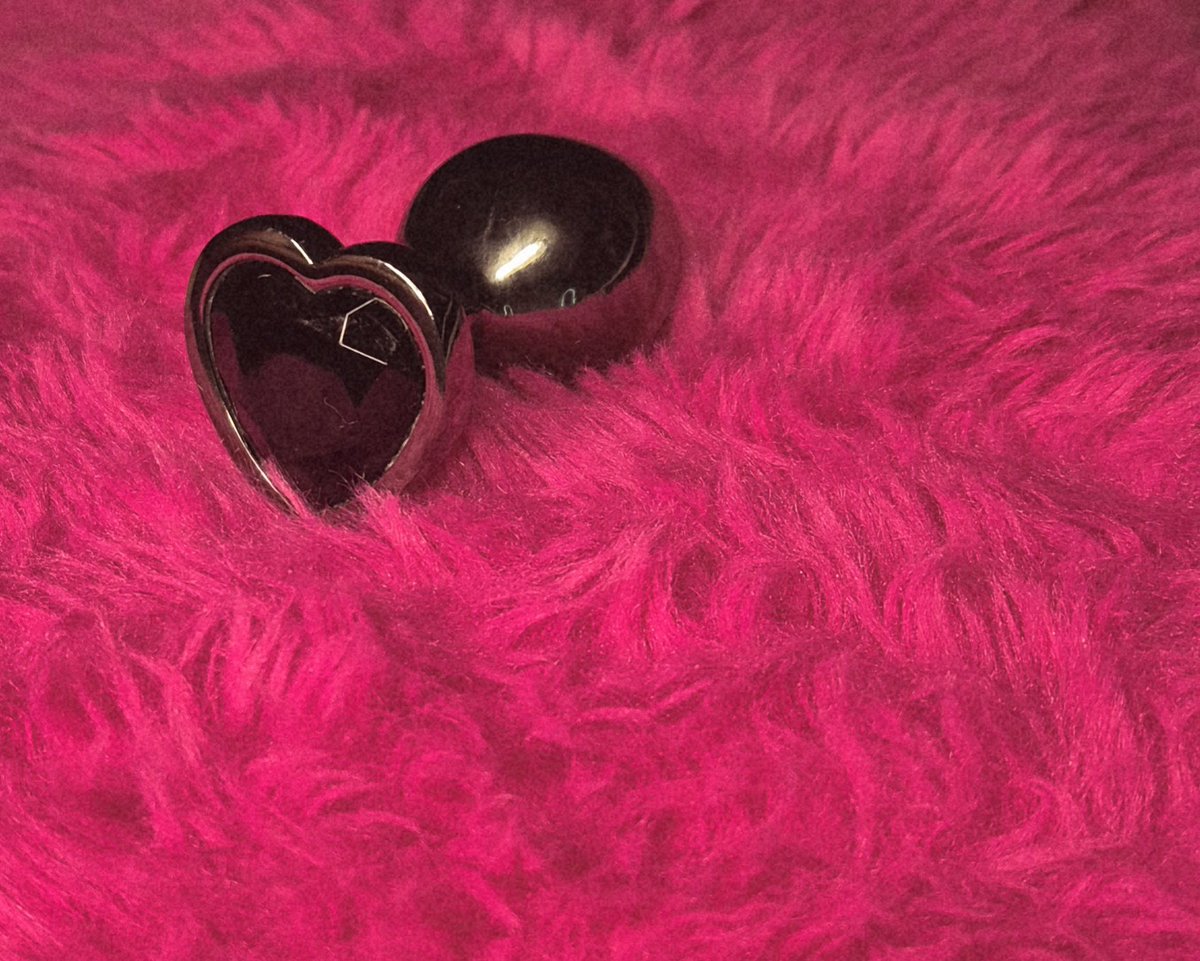 bbbaileybbb's tweet photo. Just posted some stunning #analplay on my #onlyfans 

https://t.co/DRAA0QRY9q

#slut #analwhore #playwithme #sub #buttplug #analbeads #buttslut #prettypussy #full #gothgirl https://t.co/x0MxsMc7OC