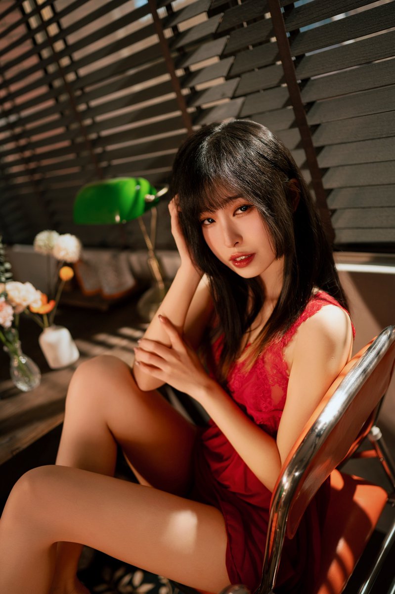 wingleon15's tweet photo. IG 不能發的都在這裡👀
努力健身練的屁股都不能發Q_Q
歡迎追蹤 IG：wing.leon
還有鼠的備用帳也會有屁股❤️

#美尻 #情趣睡衣 #丁字褲 #尻 https://t.co/HslZi5iNef