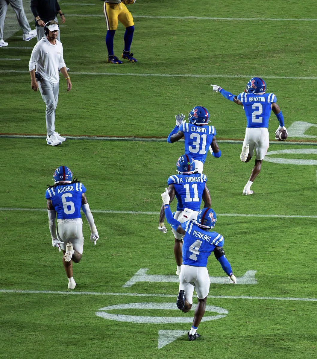 TopTierLSU tweet picture