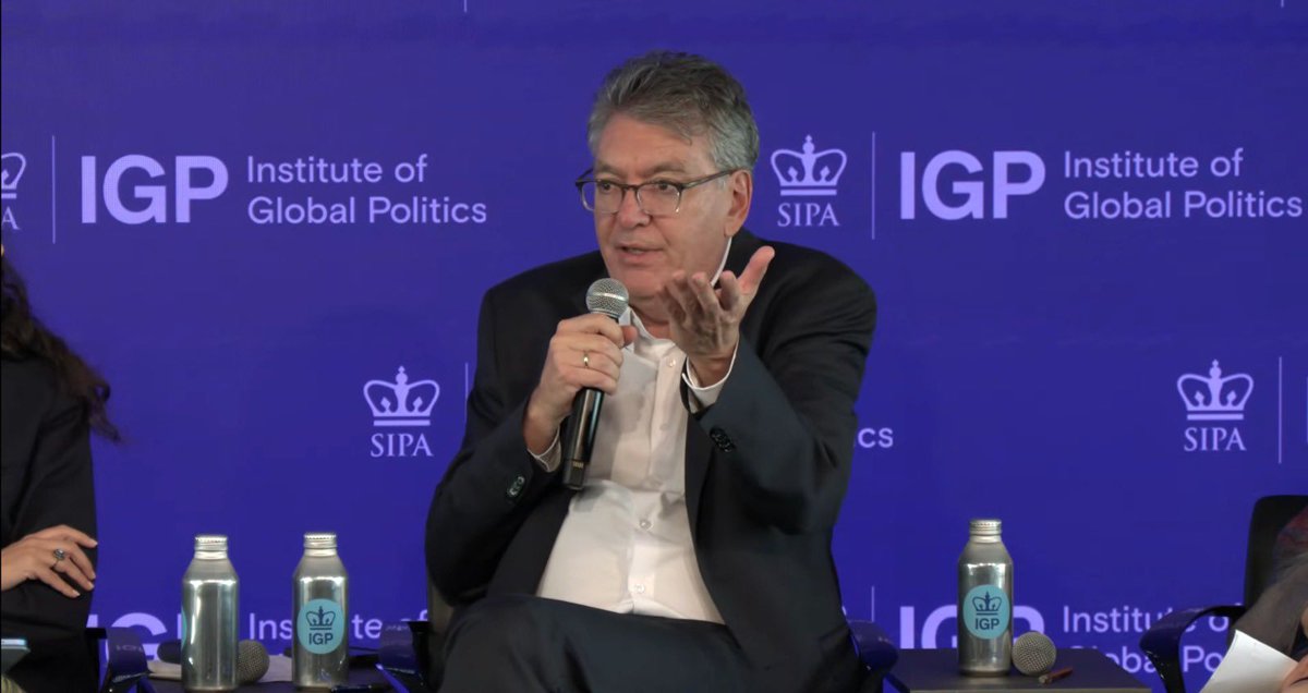 MauricioCard's tweet photo. La preparación ante pandemias es una inversión en seguridad global. Reaccionar tarde puede exigir cien veces más recursos.

En el Instituto de Política Global de la Universidad de Columbia (@ColumbiaSIPA)  planteamos la necesidad de garantizar un fondo de  US$10 billones para preparación ante pandemias: una cifra modesta frente a los compromisos de mayor gasto en defensa.

El objetivo no es inmovilizar dinero en una cuenta, sino diseñar mecanismos de financiación que permitan movilizar y desembolsar recursos con rapidez.

La lección del COVID-19 es clara: no basta con comprometer fondos. Deben estar disponibles cuando se necesitan. La velocidad de respuesta, salva vidas.

Panel completo: https://t.co/X6TQG13BBQ