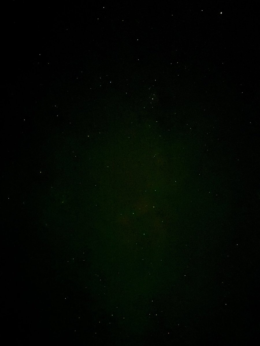 akagi60's tweet photo. 屋久島の星空は凄く綺麗。
流れ星を生まれて初めて見た！
縄文杉よりこっちの方が感動するかも。 https://t.co/gkiPGxUqaz