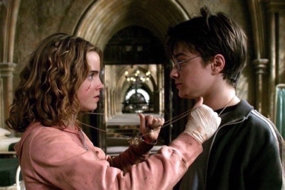 TheDailyHPotter's tweet photo. Unpopular opinion: Harry Potter and Hermione Granger should have ended up together ♥️ https://t.co/VlxYOTcEID