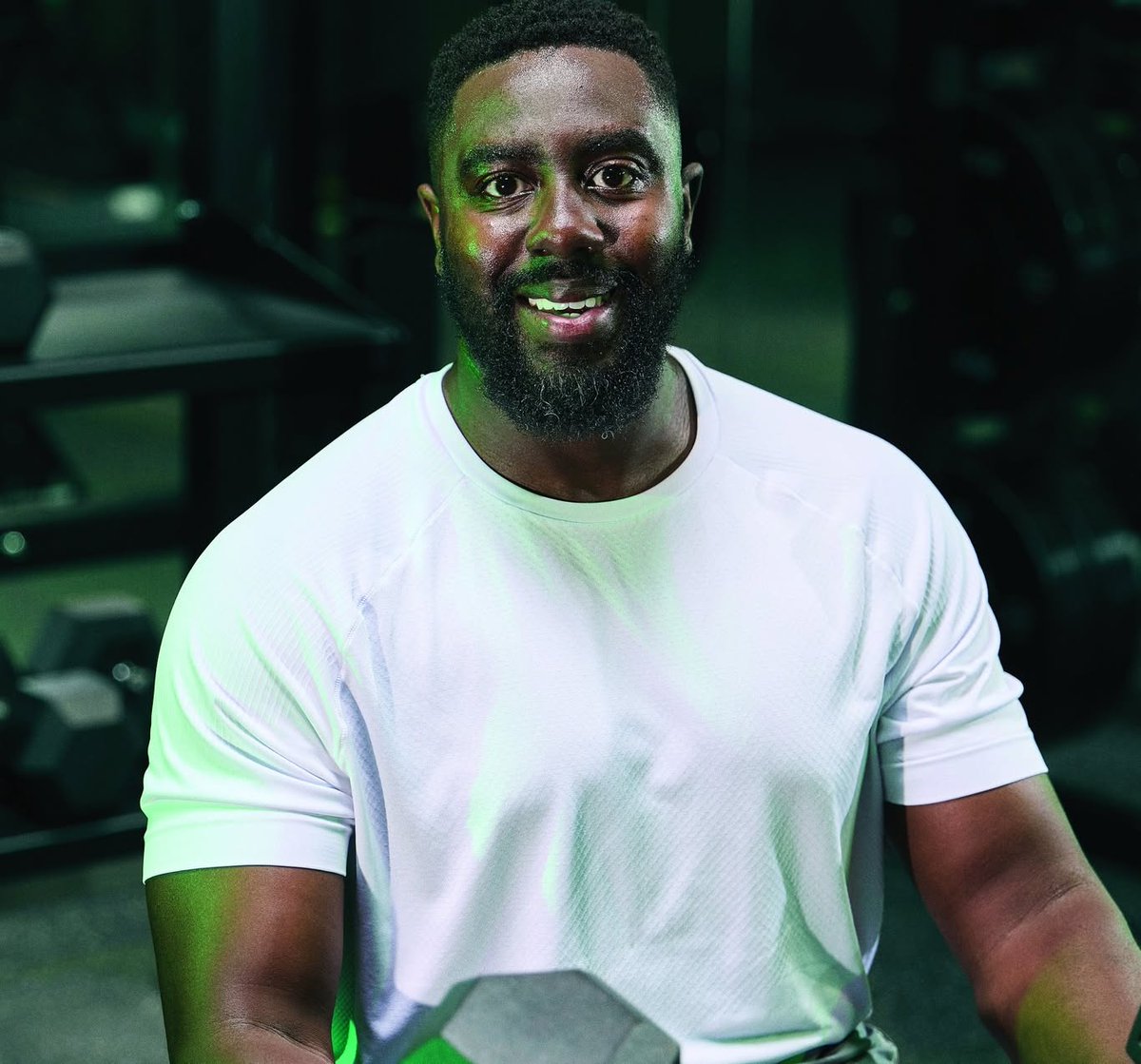 LesFlanneryuj's tweet photo. The coach behind the award 🏆

Meet Michael Baah, Men’s Fitness and YOUR Personal Training’s Personal Trainer of the Year. From elite athletes and Premier League footballers to celebrities, everyday clients and cancer survivors, his coaching goes https://t.co/NTQjOEIBD5
