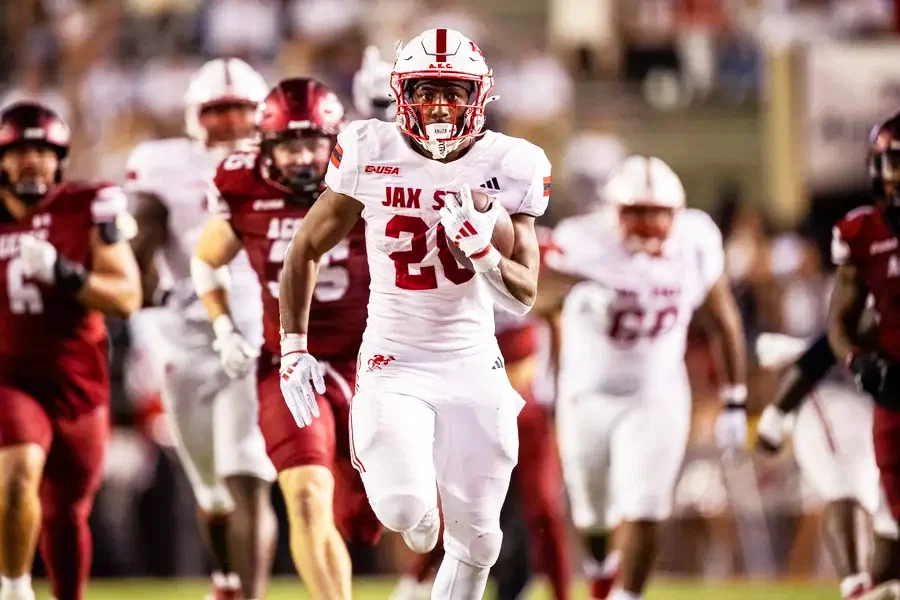 3DownNation's tweet photo. Calgary Stampeders sign Jacksonville State standout Tre Stewart

https://t.co/zQyqVpyry1

#Stamps #Calgary #CFL #NFL #JaxState https://t.co/bSz4RakQyB