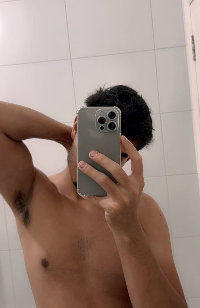 Rafazinho_'s tweet photo. Suvacao peludo ou não ? Mostra ai o seu🐽😈
#suvaco #armpit
#BROTHERAGEMㅤ
#BRODERAGEMㅤ
#brotheragem
#broderagem
#brotheragemheteroㅤㅤㅤ https://t.co/e8MNVwkVje