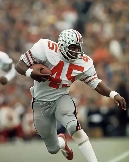 _Freefromtheman's tweet photo. @Super70sSports Archie Griffin https://t.co/Y59ZVpe51e