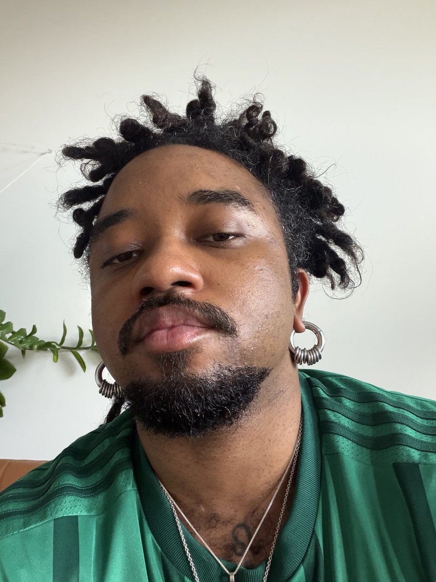 bigcuntryboi's tweet photo. Black, Trans, and Sexy 🫦 https://t.co/DcJYrhteoi