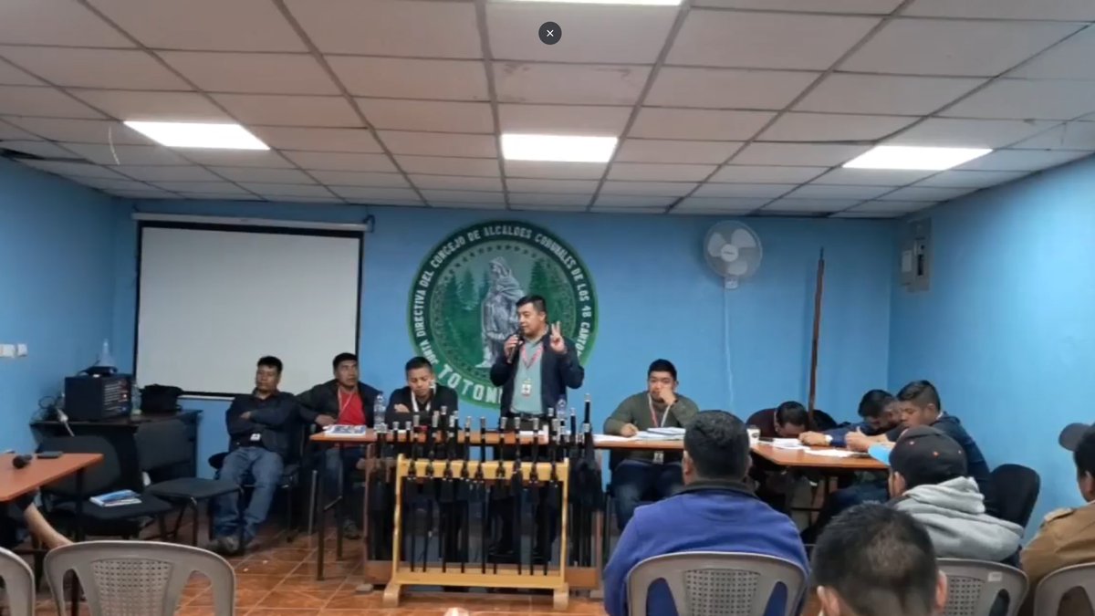 Siglo21Guate's tweet photo. 48 Cantones de Totonicapán piden eliminar impuestos en lugar de subsidiar combustibles.
https://t.co/gLlJXM2JZd
#chapines #Guatemala #guatemala502 #NoticiasGuatemala #gasolina https://t.co/hKFCKNbZJW