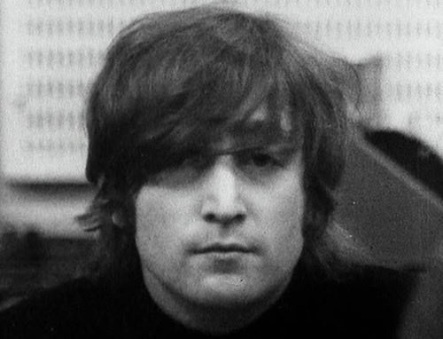 gigglycaden's tweet photo. i Love when his bangs are just a little too long…, hair in his eyes ..,,,, https://t.co/DuQedcbRNw