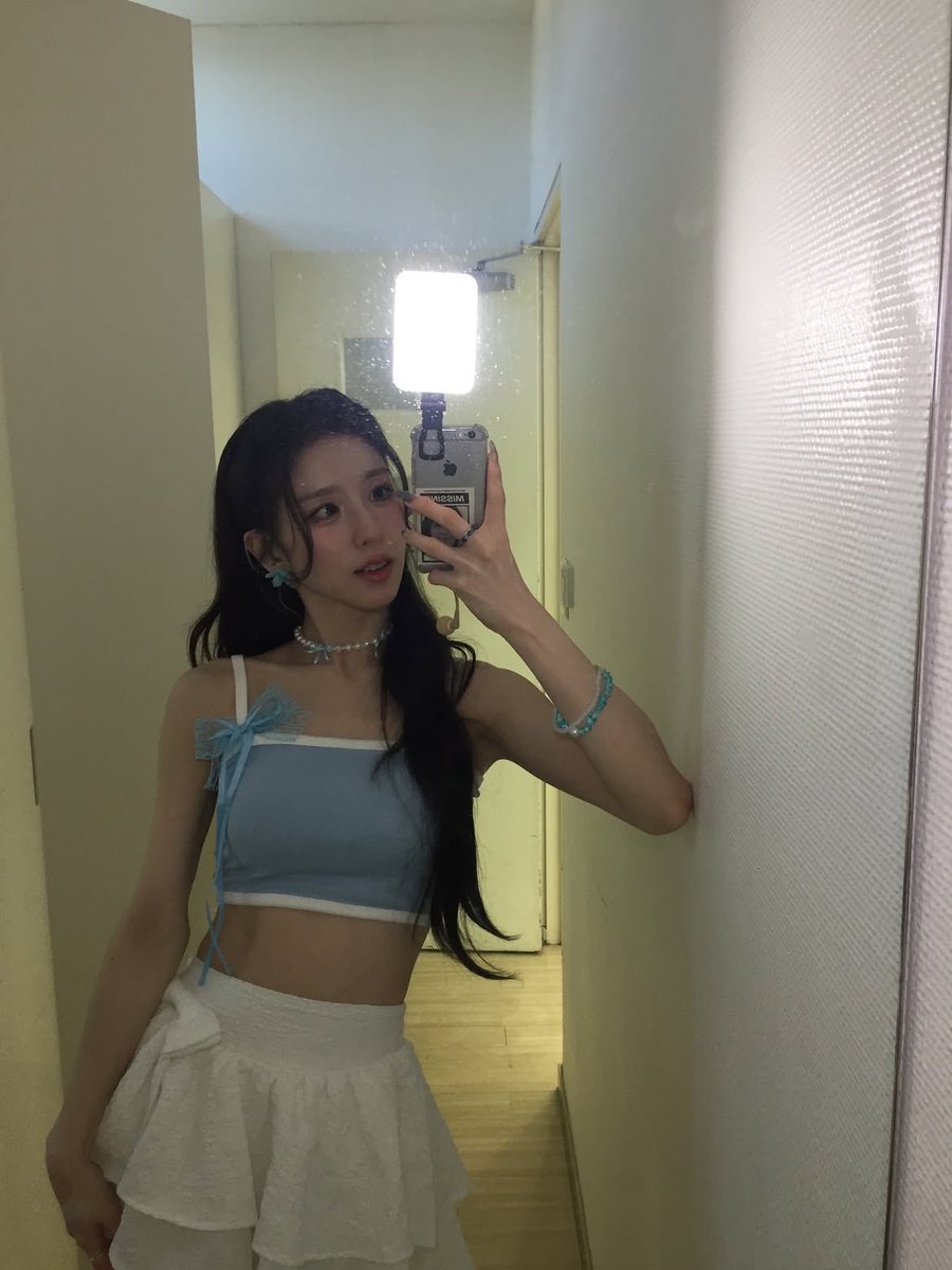 xheejinn's tweet photo. https://t.co/a0H4EIVoKD