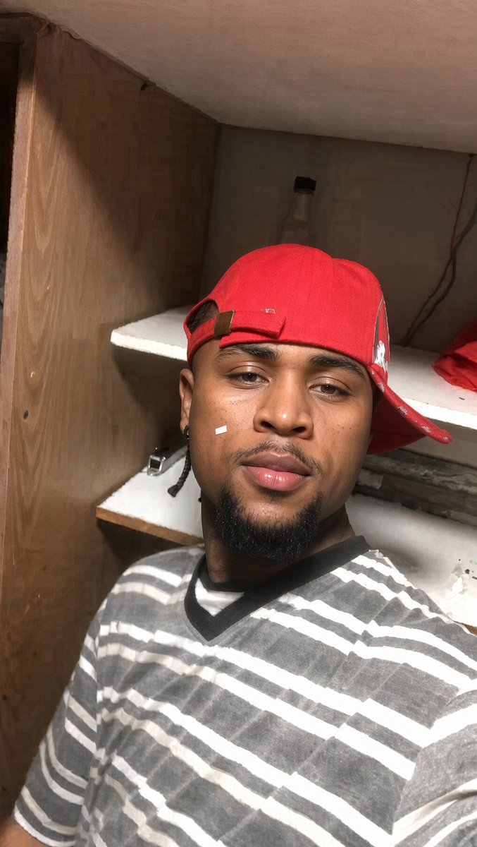ArangoRubenn's tweet photo. Pára mi novia   //  Pára el pasivo que se deja meter toda mi verga sin sacársela😈🤤

Mis videos culeando en Telegram 👇🏽
https://t.co/Y3ezf0kxVQ https://t.co/NEAEdCHBD2