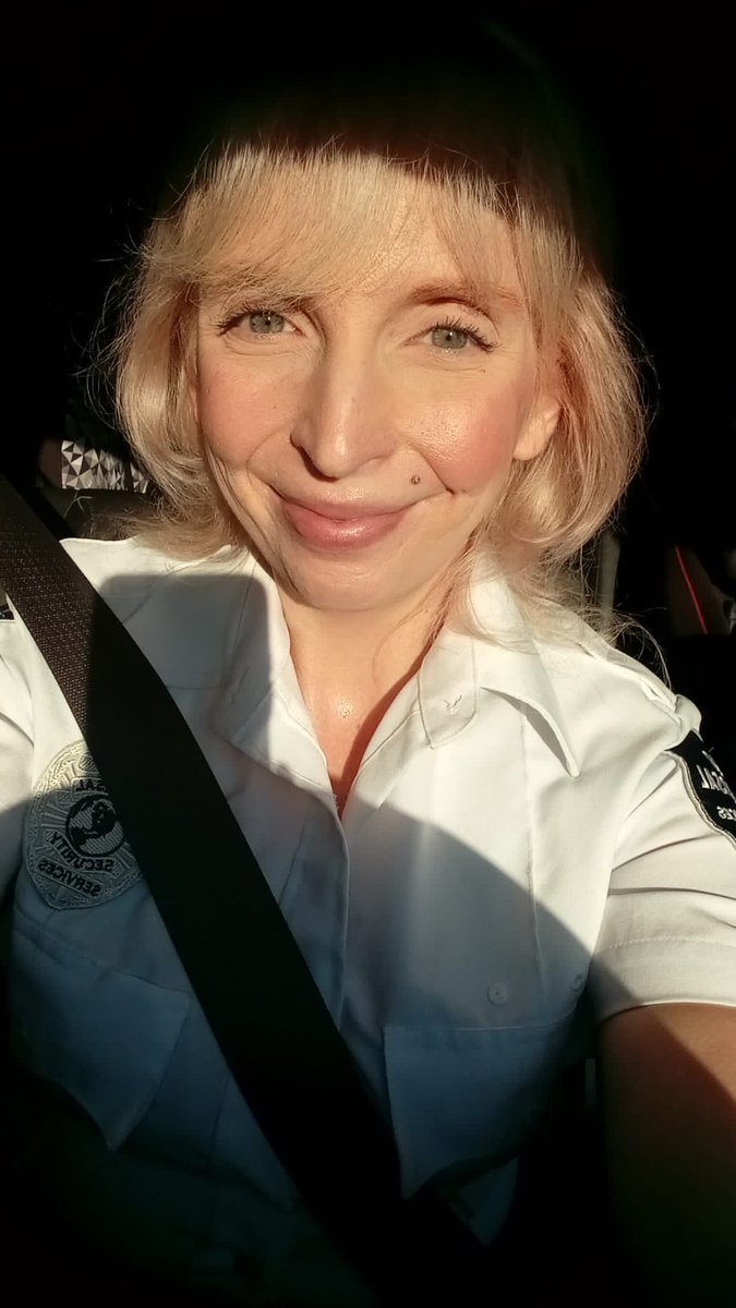 Michellesuzzann's tweet photo. It’s beautiful noon here heading to work ✌️❤️ https://t.co/iO6v5b09uB