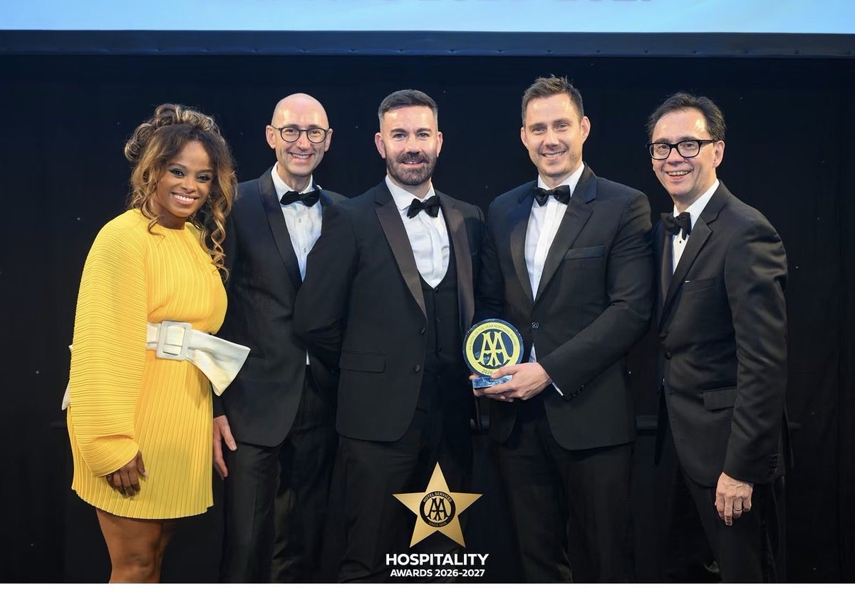 nichola_daly's tweet photo. Massive congratulations to the wonderful team at @HastingsHotels @cullodenestate on winning NI Hotel of the Year tonight at the @AAHospitality Awards at JW Marriott Grosvenor House, London! 🏆🥂🍾

#belfast #luxuryhotels #congratulations https://t.co/hlLrS5A5fM