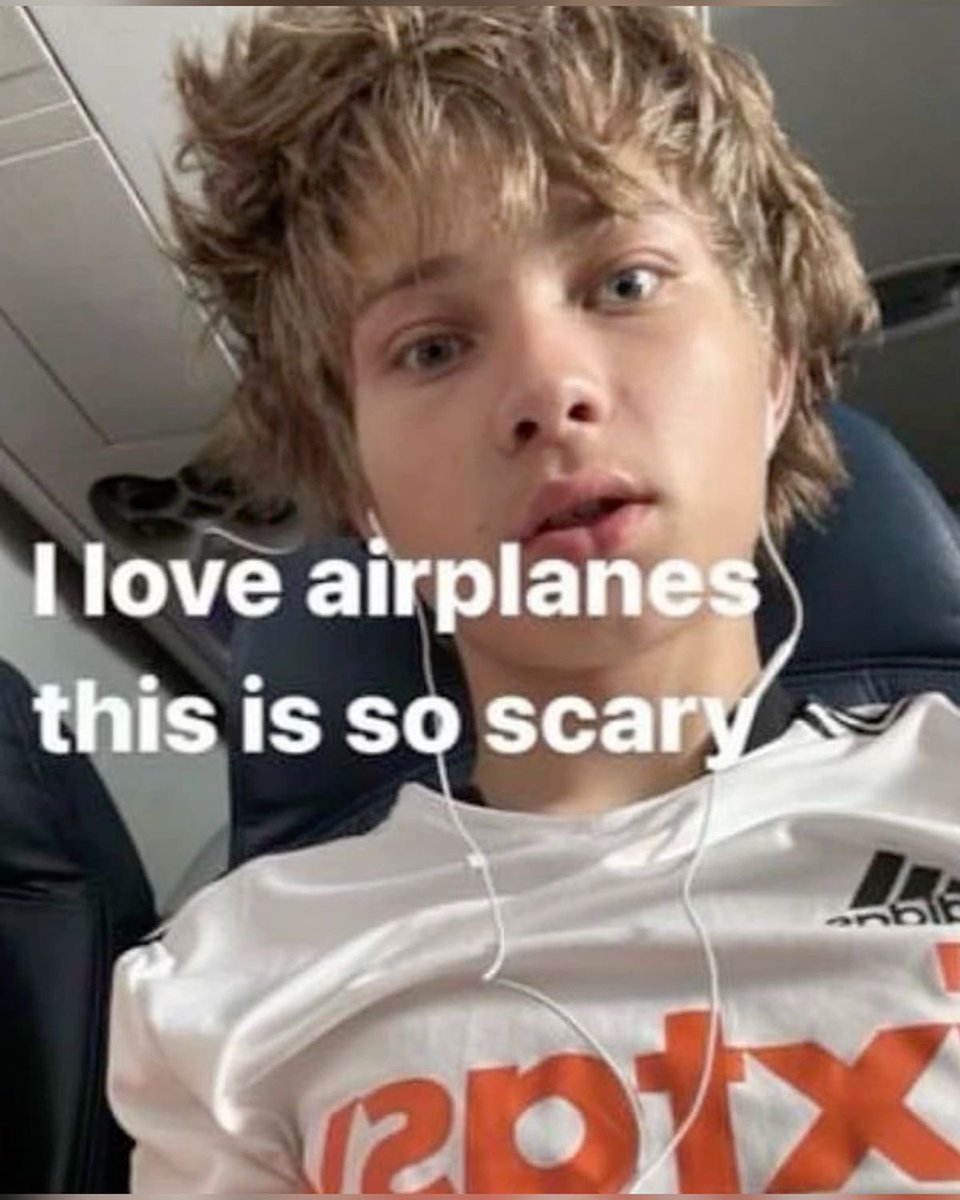 1NETTSPEND's tweet photo. I love airplanes this is so scary https://t.co/HRxR1Vsfcz