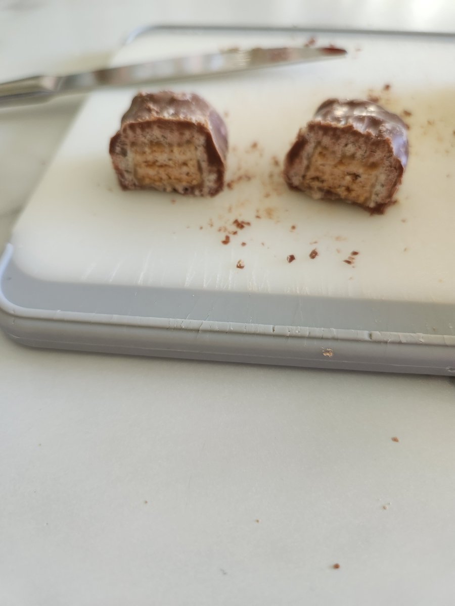 robertnile67's tweet photo. @PaulCharchian FYI- Trader Joe's is selling a mixed bag of mini candy bars and the "Caramel &amp; Wafer Chocolate Bar" is basically a Lion Bar knock-off (and it's pretty good!) https://t.co/cdJEacvTuH