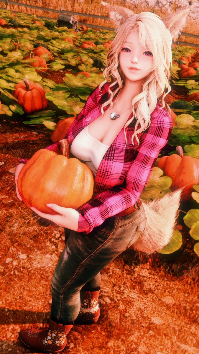 KayayaCute's tweet photo. I got the biggest one I could carry!! Let's carve some cute ones together🎃 https://t.co/Ug9fxPonxA