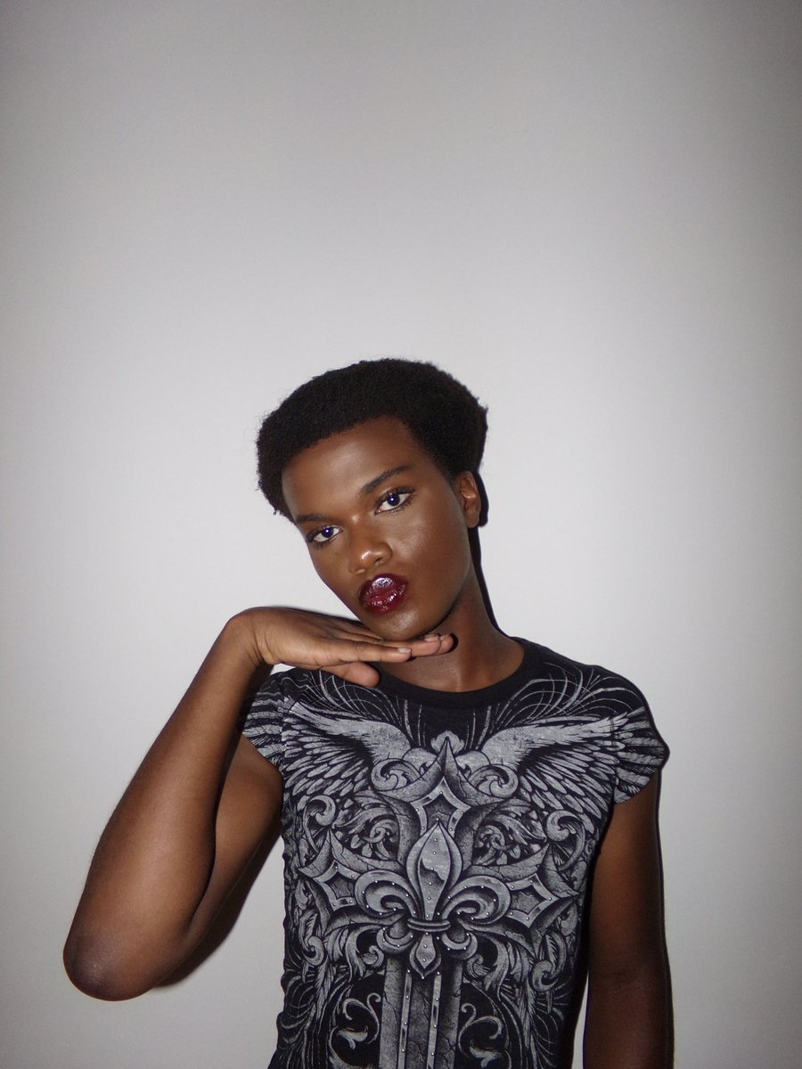 martini1133's tweet photo. femboys > charlie kirk https://t.co/XF6HQcZztJ
