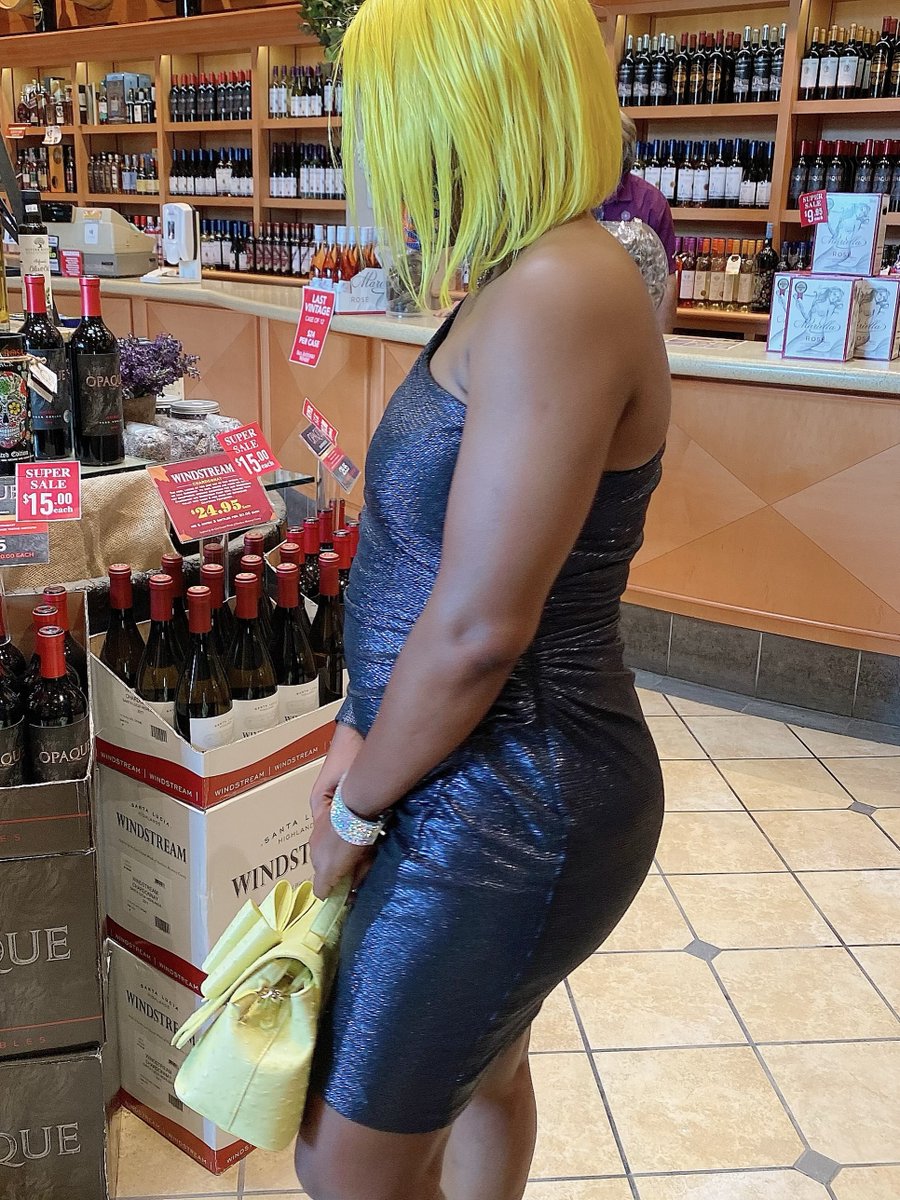 Official_BBB11's tweet photo. San Antonio Winery, Los Angeles

John 2:1-11

Jesus Christ’s first public miracle: turning water into wine at a wedding in Cana of Galilee. https://t.co/Kkot3Lnm3z