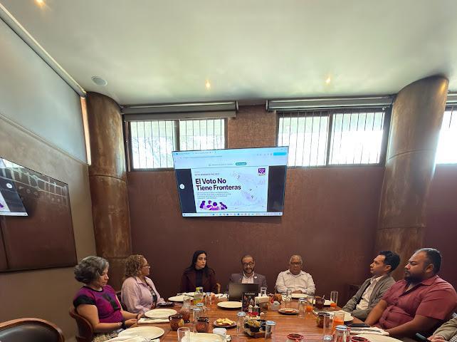 PartidoPAZ_'s tweet photo. Hoy, Día Internacional de la Paz, vale la pena hacernos una pregunta: ¿qué estamos haciendo para construir el México en el que queremos vivir?

La paz nos necesita a todos. En nuestras calles, en nuestras comunidades y en la manera en que nos tratamos cada día. 🇲🇽💜 https://t.co/X4yuwizcZu