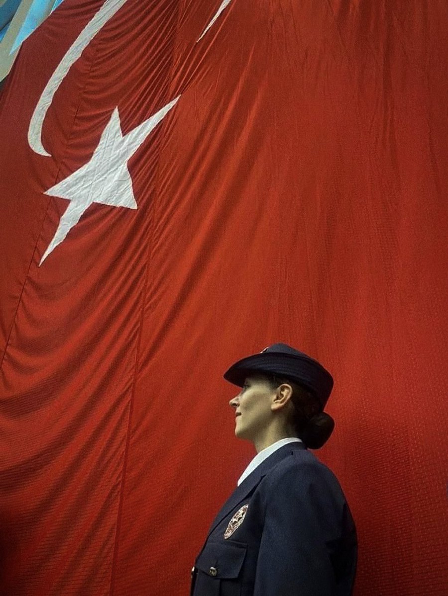 ageofgokturk's tweet photo. “Anneciğim, ya asker ya polis olacağım, sana Şehit annesi olmayı tattıracağım” --Şehit Şeyda Yılmaz https://t.co/Lo56USPP0h