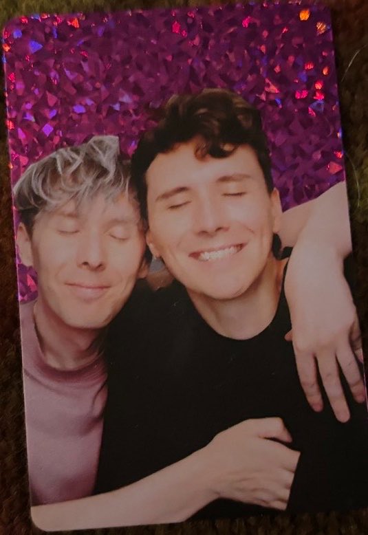 admirehowell's tweet photo. I was just shot 57 times. They’re so precious 😭 https://t.co/yKgFISWBhm