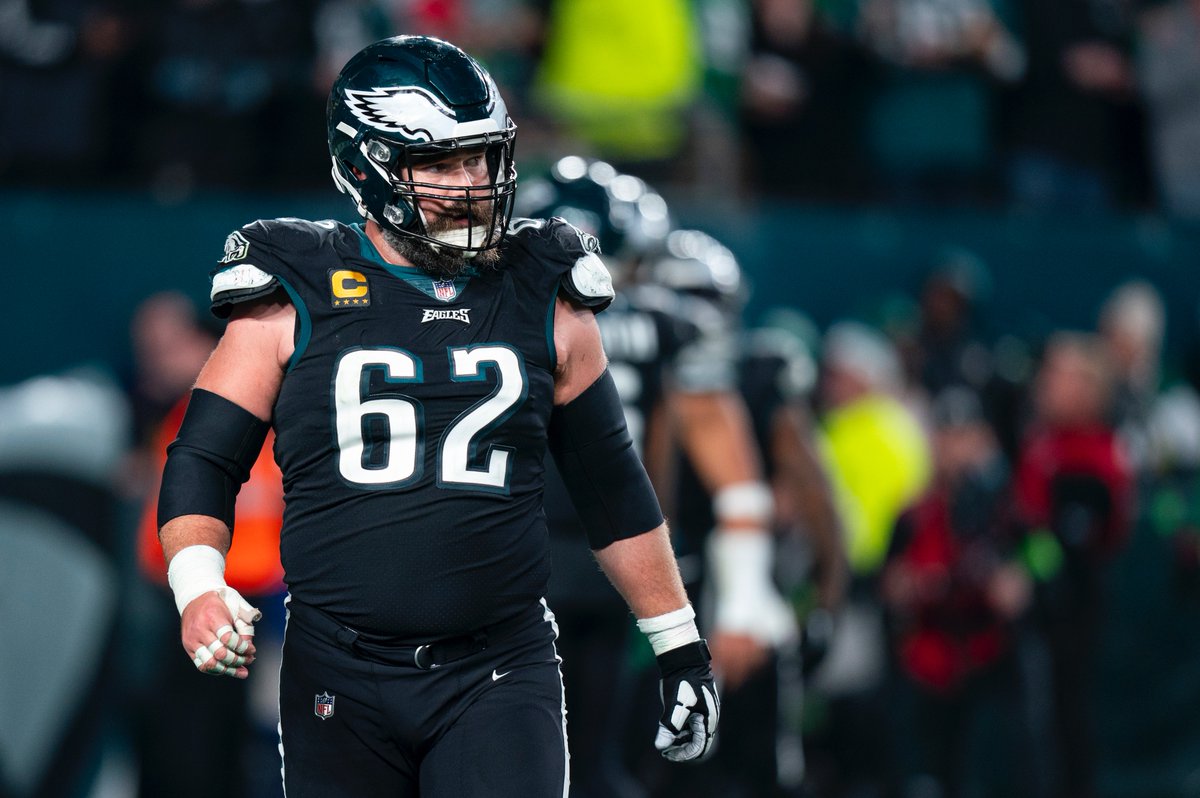 brgridiron's tweet photo. Since Zach Ertz is back in Philly... https://t.co/CmuU7joqOq