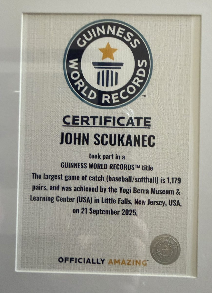 jscukanec's tweet photo. 1 year ago today, my dad & I joined 2,358 other people at @YogiBerraMuseum in New Jersey to break a World Record for the largest game of catch ever.
A year later, since my dad & I and the record are all still standing…we played catch again.
#catcheveryday Day 1,665
@lindsayberra https://t.co/f23CsjGsuf