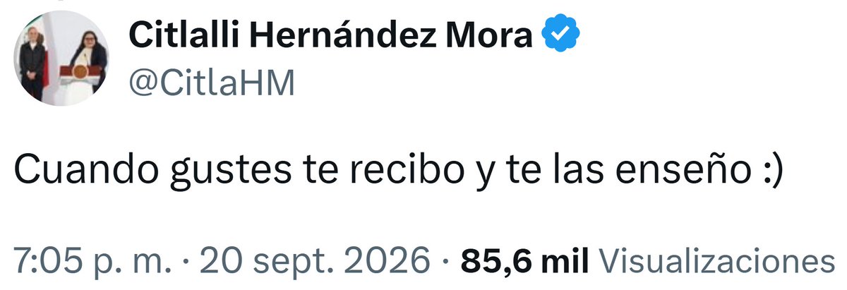 PFifiona's tweet photo. La Cenadora amenazó con enseñar sus cositas... ¡Atásquense caballeros! https://t.co/wOIdJHdr7a