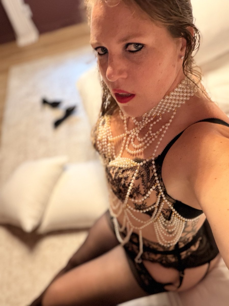 Lynee418_'s tweet photo. @HotwifeDesireN9 https://t.co/r6hH3LToJh