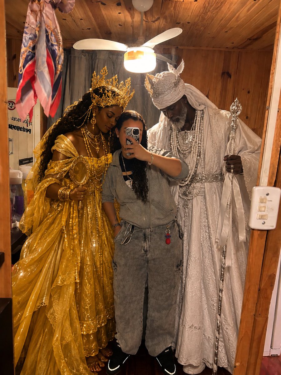 bcdaamandinha's tweet photo. quando eu sei que ao invés de sorte é eles guiando os meus caminhos💛🤍 https://t.co/JU9L5Gyc0q