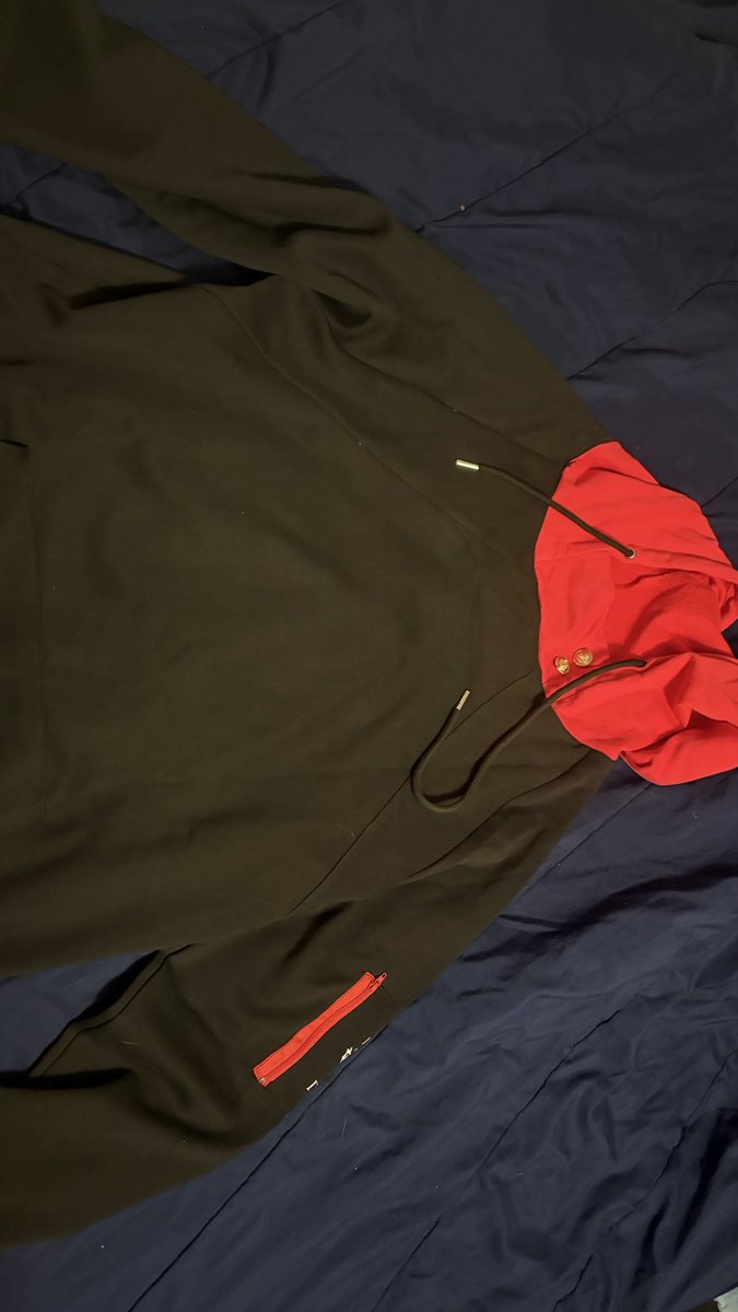 itafushist09's tweet photo. MY YUJI HOODIE IS HERE https://t.co/Dbt1AegcYi