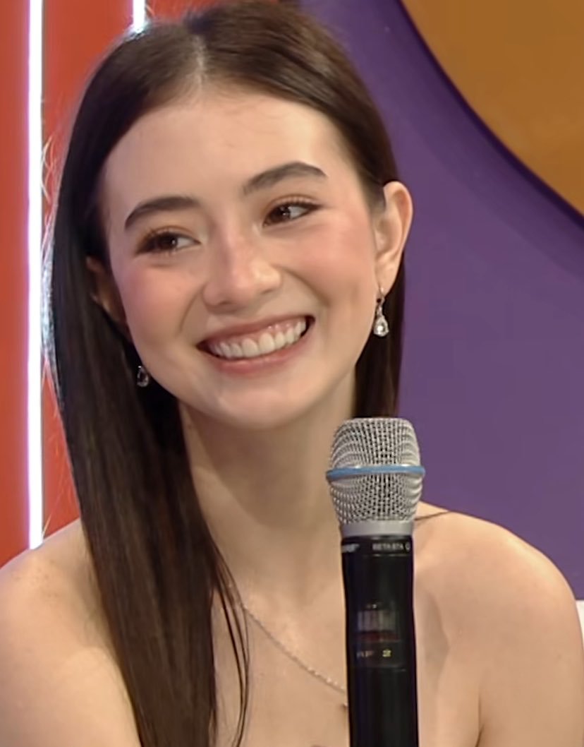 marifyang's tweet photo. I love you so much baby girl 😘 https://t.co/4WBMYEtjz5