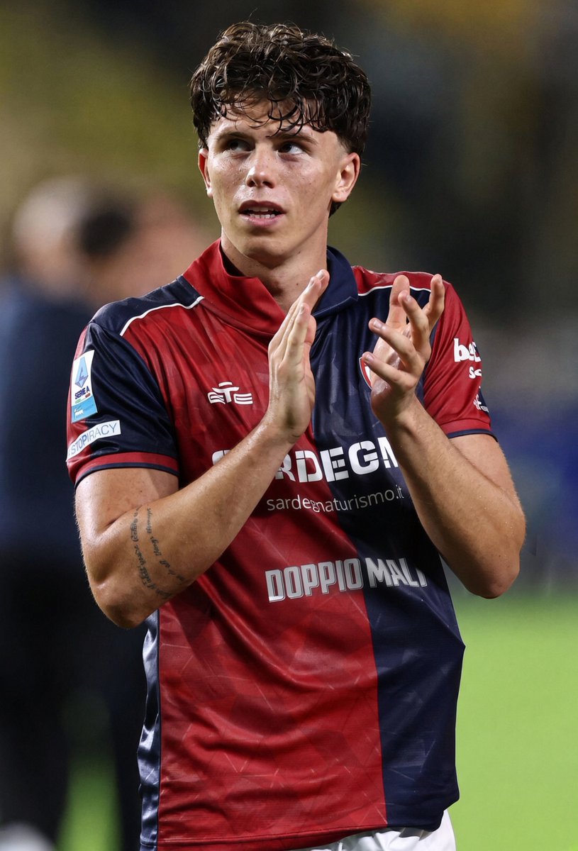 theFJEN's tweet photo. 🚨💣 Alessandro Romano (20), the Cagliari midfielder, is shaping up to be one of the names to watch for Juventus upcoming January. 👀🇮🇹

— @NicoSchira - @Youtube https://t.co/s5caAP0lmt