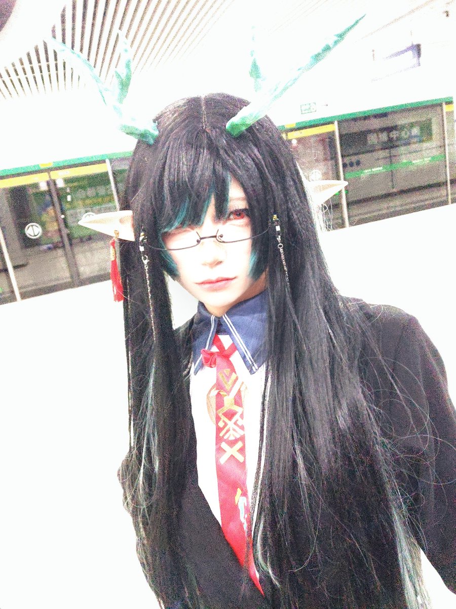 Horhaiya's tweet photo. “注意过曝” #明日方舟  #Arknightsㅤ  #夕  #dusk  #cos  #cosplay https://t.co/qSCPXger0l