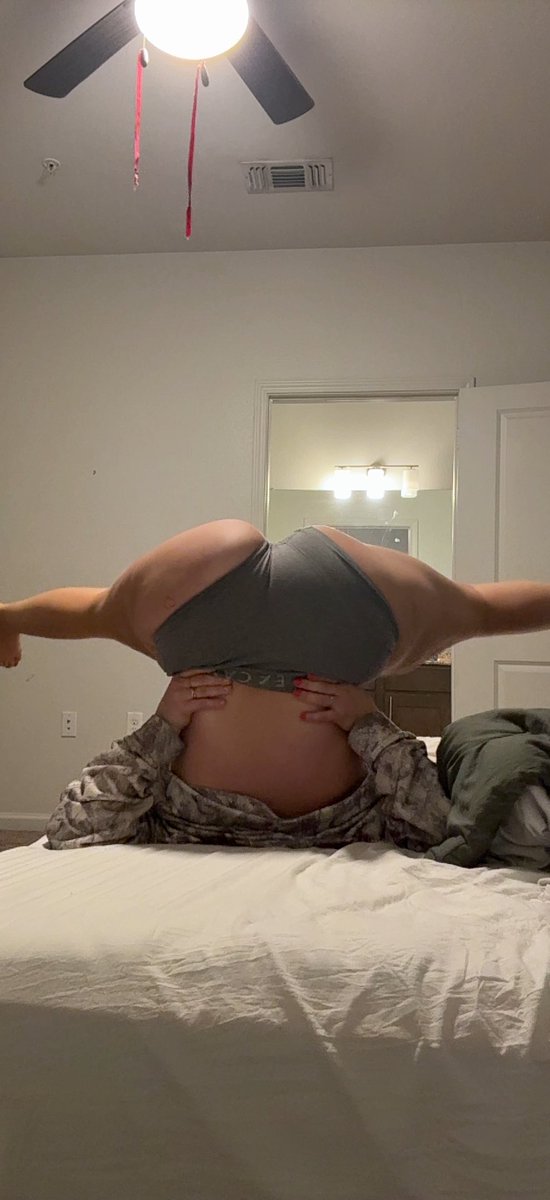DAkmewu's tweet photo. @babiigirllfinee #babiigirllfinee #twerking #twerk #ass #pawg #clapping #whitegirl #phatass #bbc #blackening #blacked  #goon #wank #wanking #gooner #horny #whore #slut #gutterbunny #leggings #snowbunny #recoil #thick #phatass #booty  #jiggle https://t.co/voBQLnU0ck