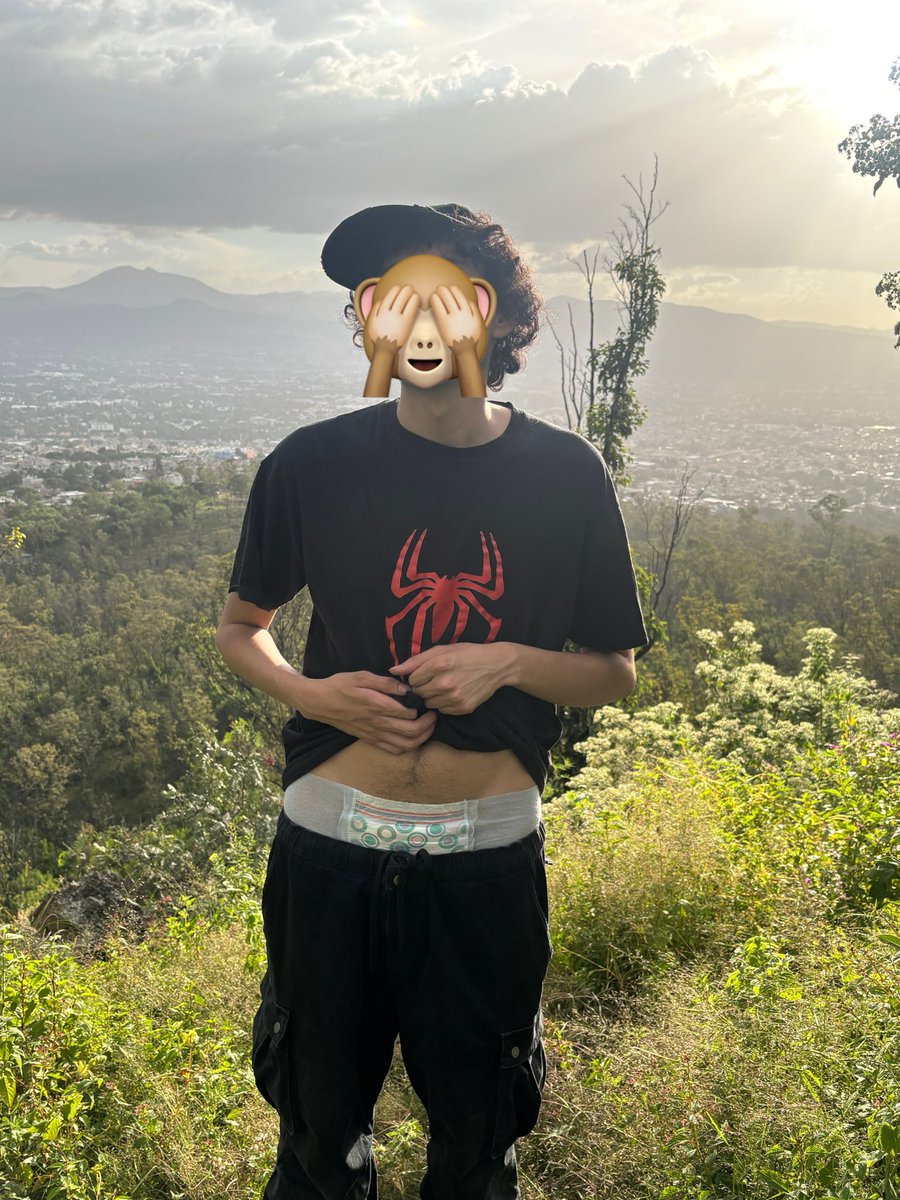BabyDavidMX's tweet photo. Me and @CalypsoPapache went to a little trip to the hill, I think he was so comfy in his goodnite!!

We explored a cave hehehe

Hope to go again soon 

#abdl #diaper #dry #trip https://t.co/xXhAUXy7bW
